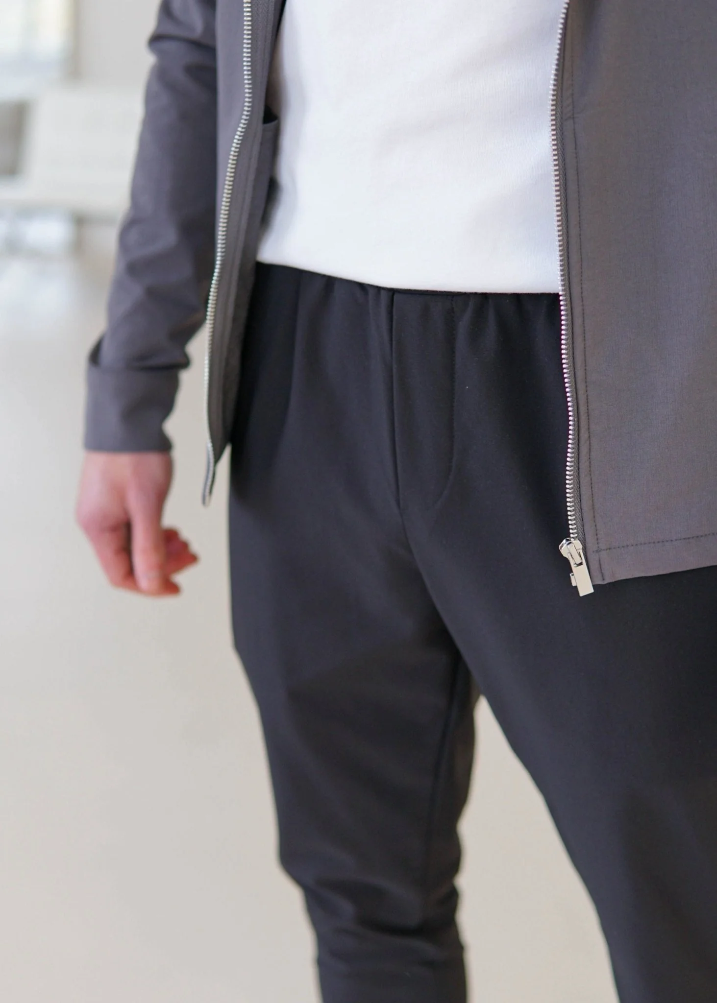 Everyday Pant In Black - Image 11