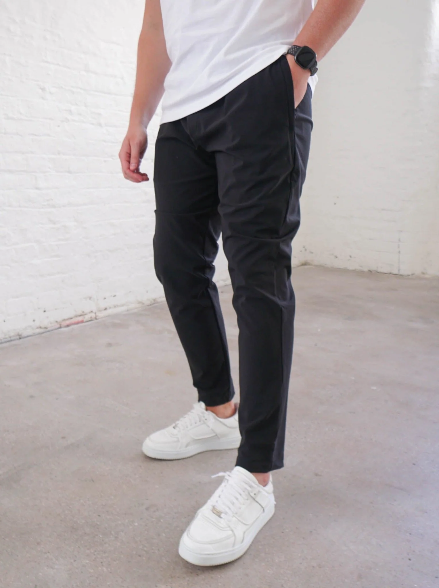 Everyday Pant In Black - Image 6