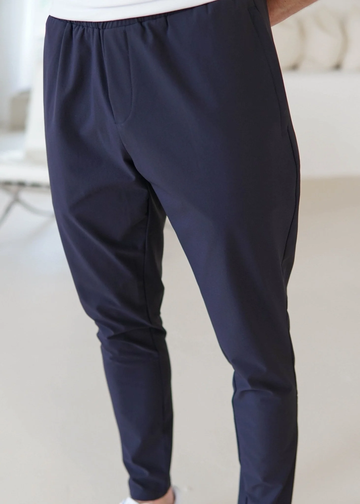 Everyday Pant In Navy - Image 10