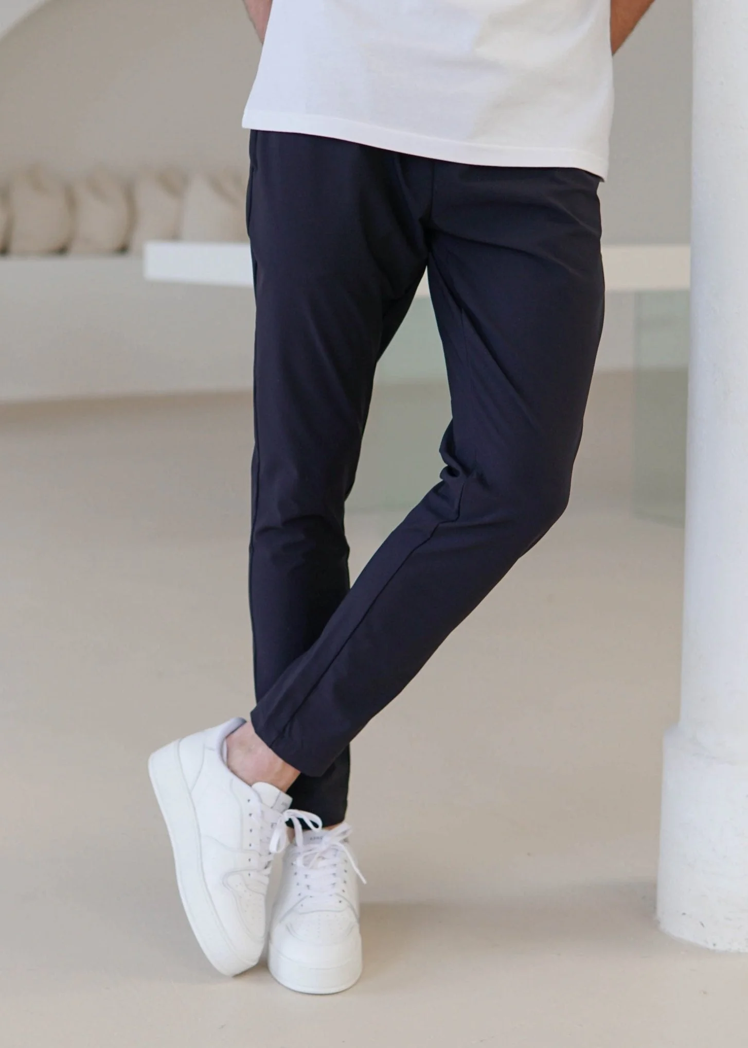 Everyday Pant In Navy - Image 3