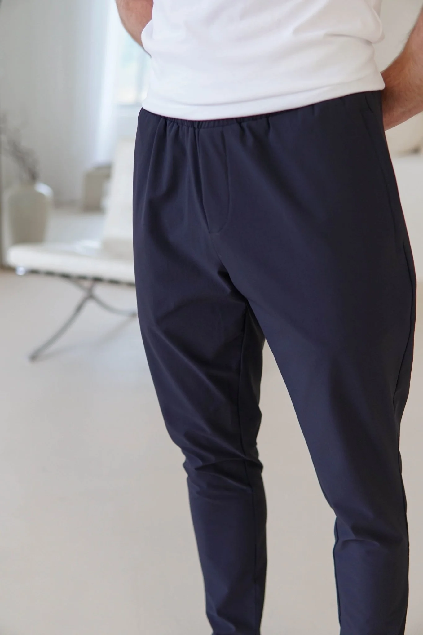 Everyday Pant In Navy - Image 5
