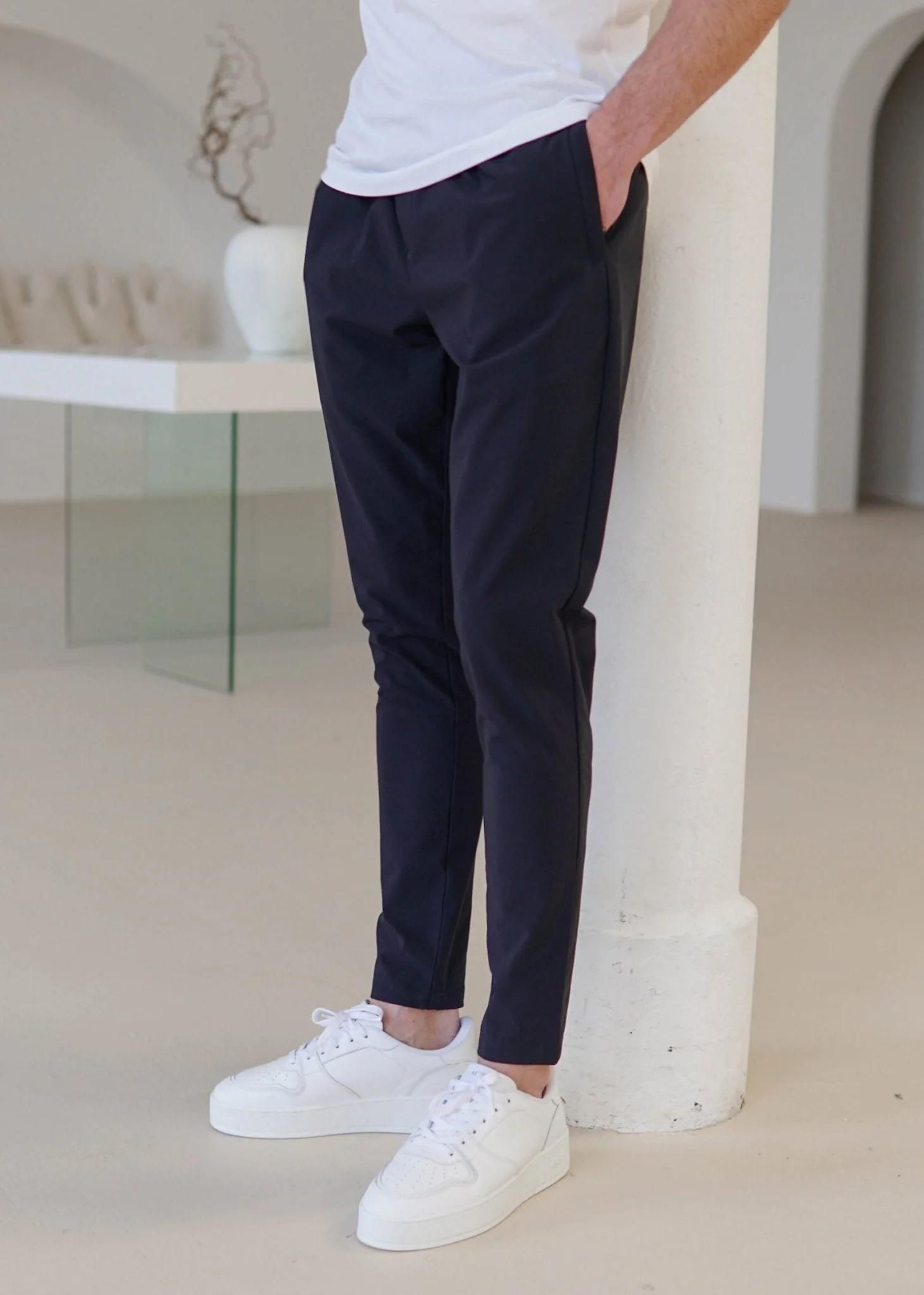 Everyday Pant In Navy - Image 6