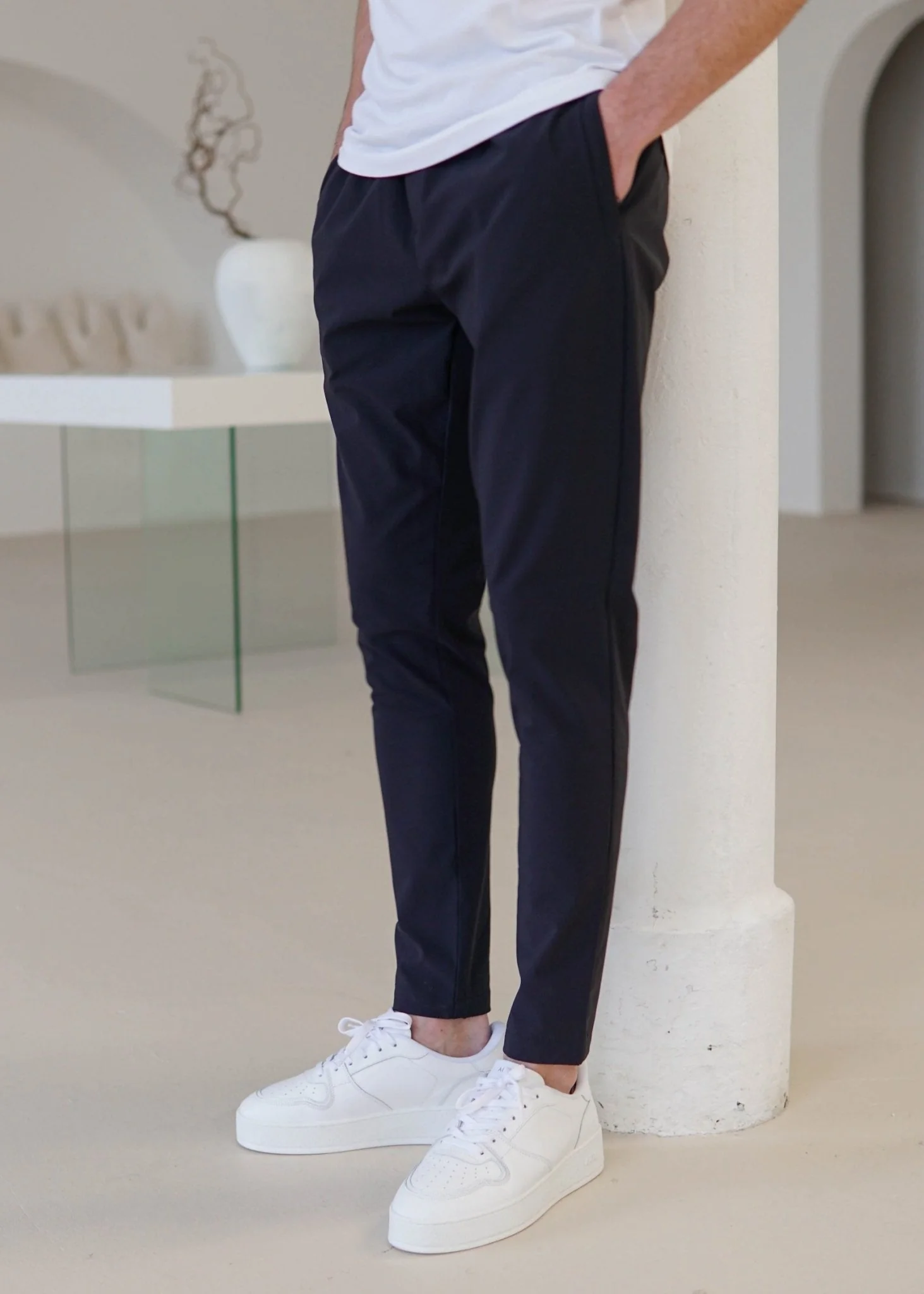 Everyday Pant In Navy - Image 7