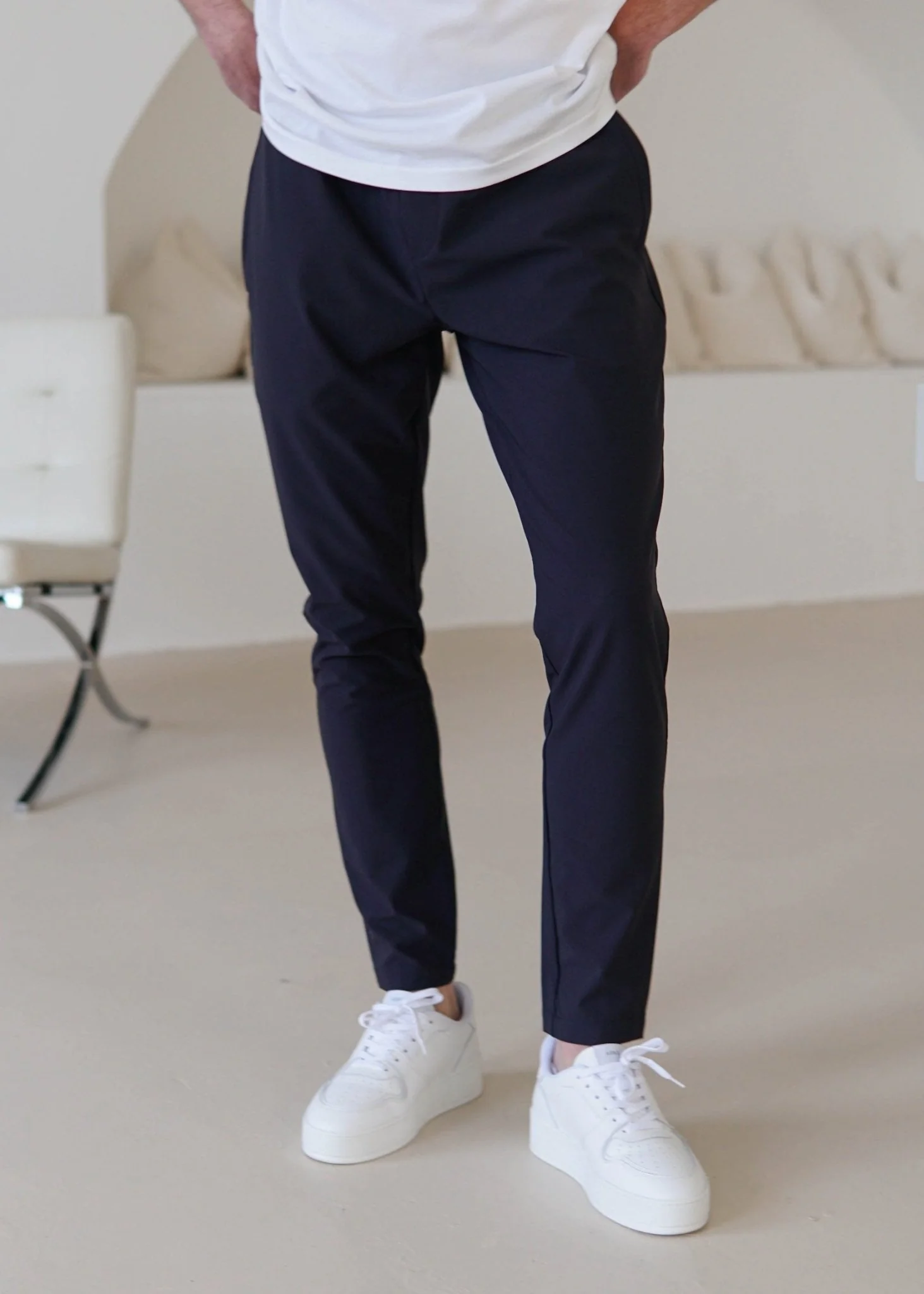 Everyday Pant In Navy - Image 8