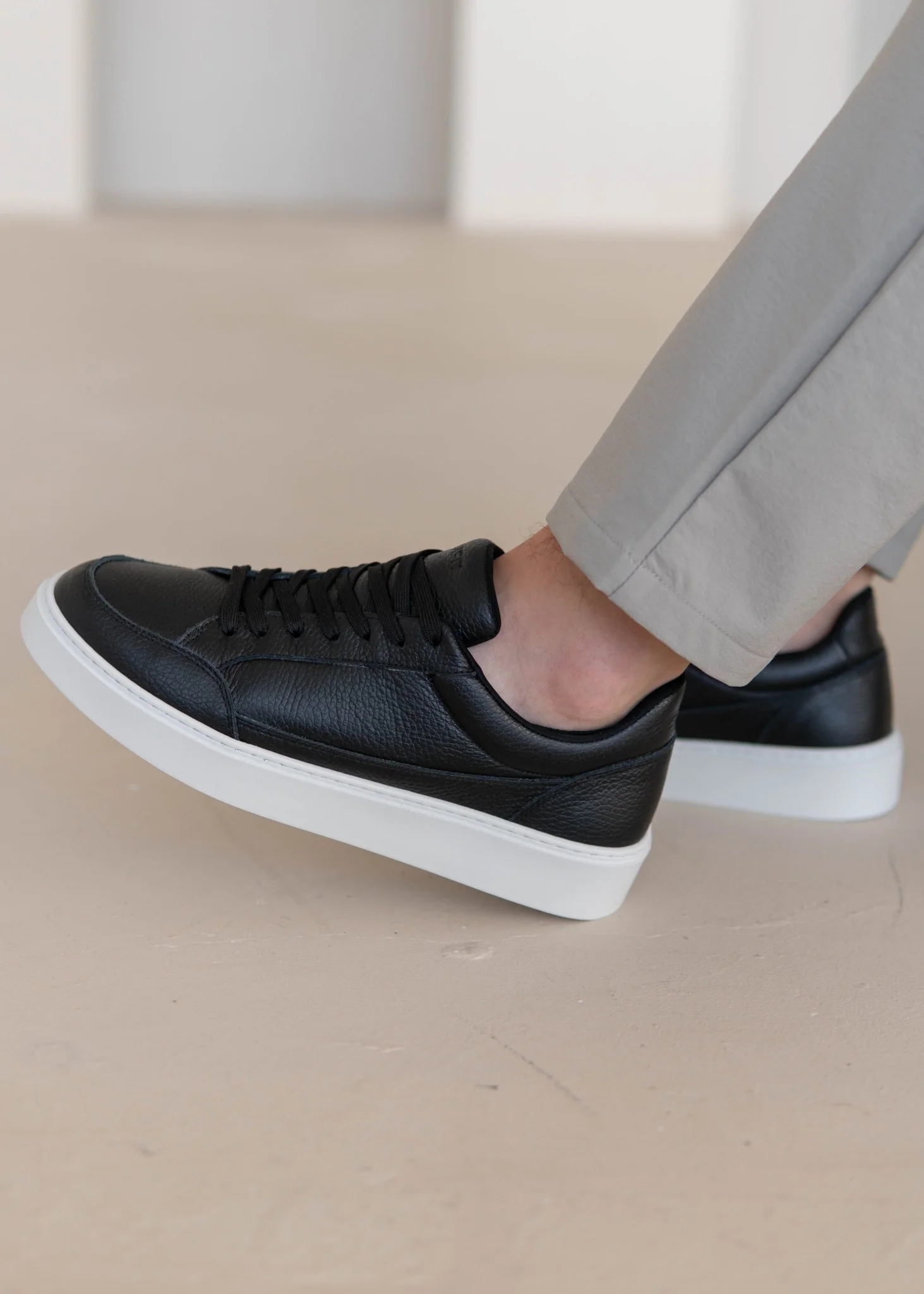 Premium Leather Trainer In Black/White - Image 10