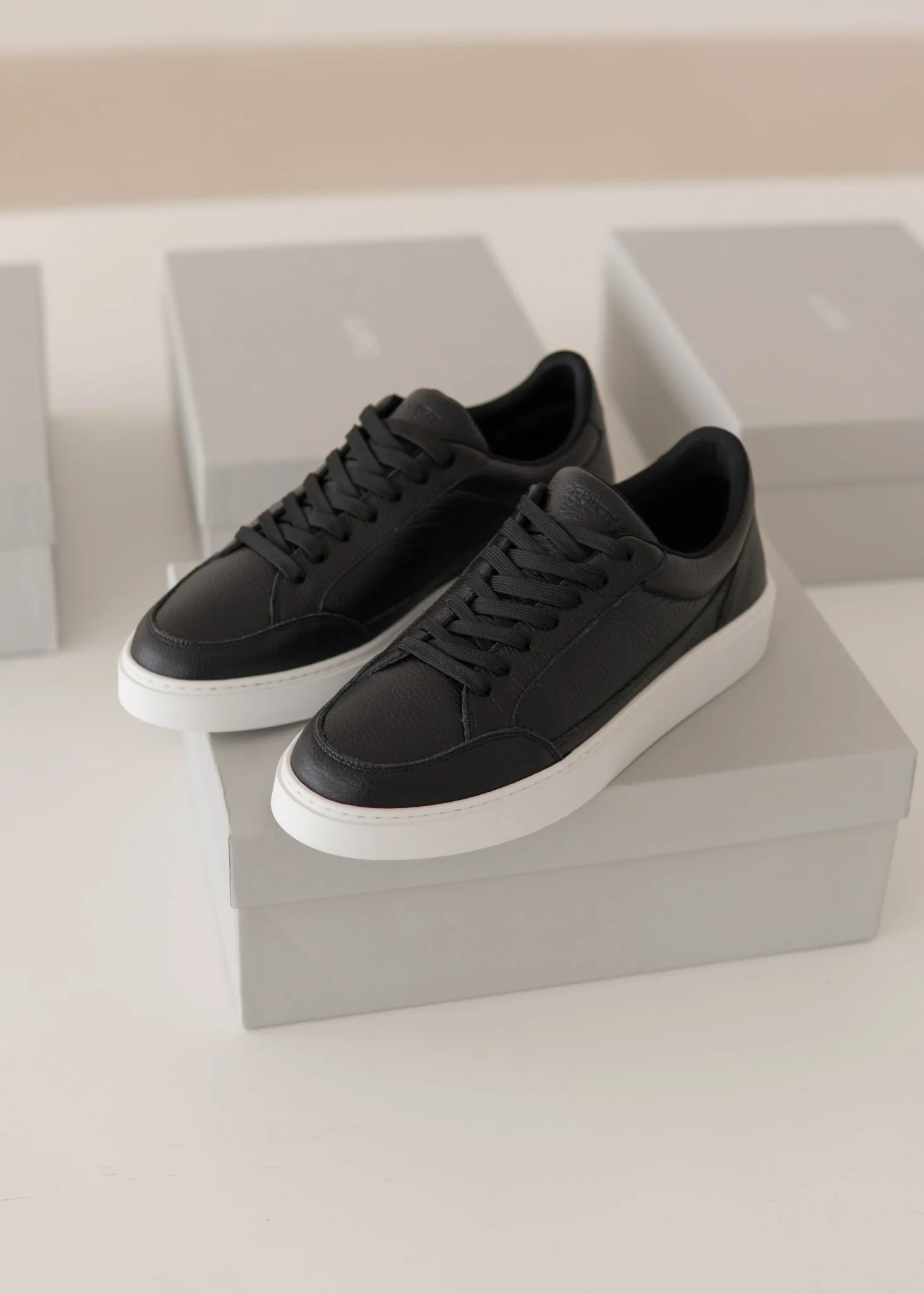 Premium Leather Trainer In Black/White - Image 12
