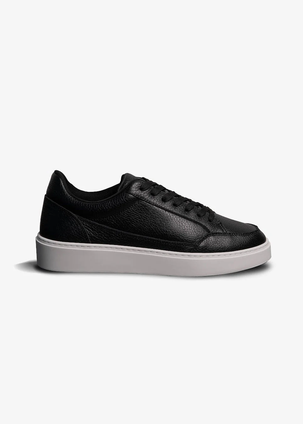 Premium Leather Trainer In Black/White - Image 7