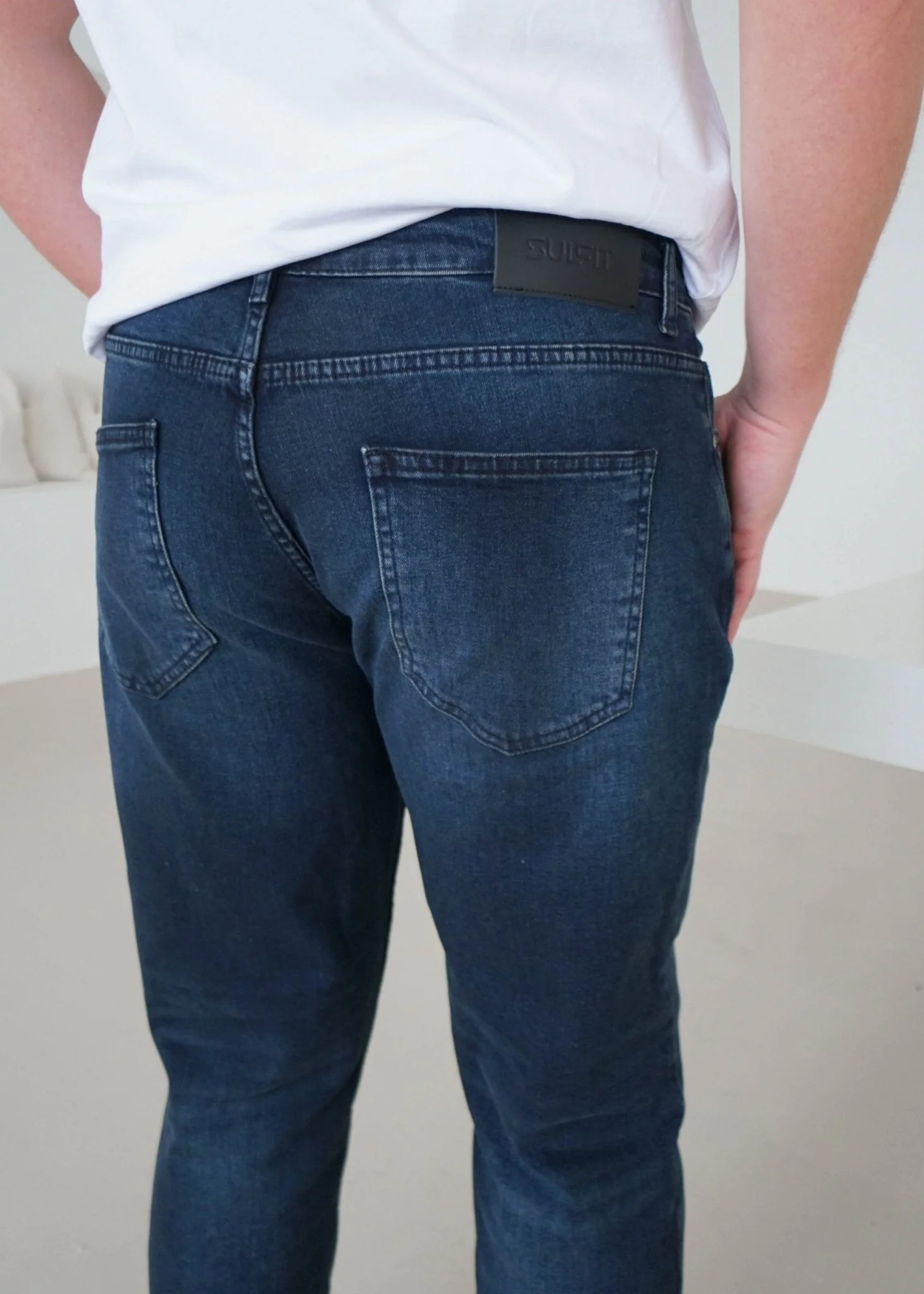 Relaxed Tapered Jeans In Midnight Dark Blue - Image 10