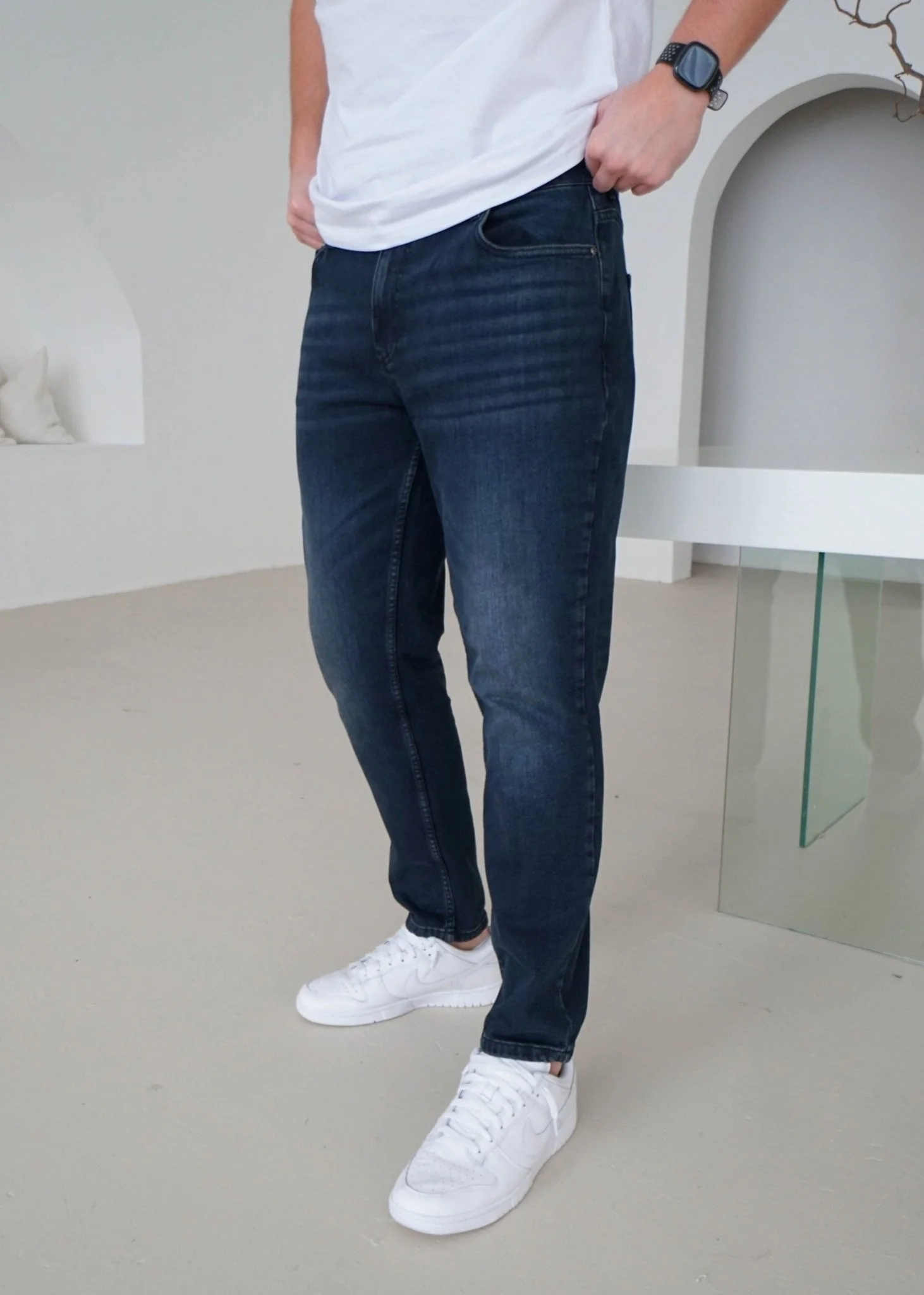 Relaxed Tapered Jeans In Midnight Dark Blue - Image 7