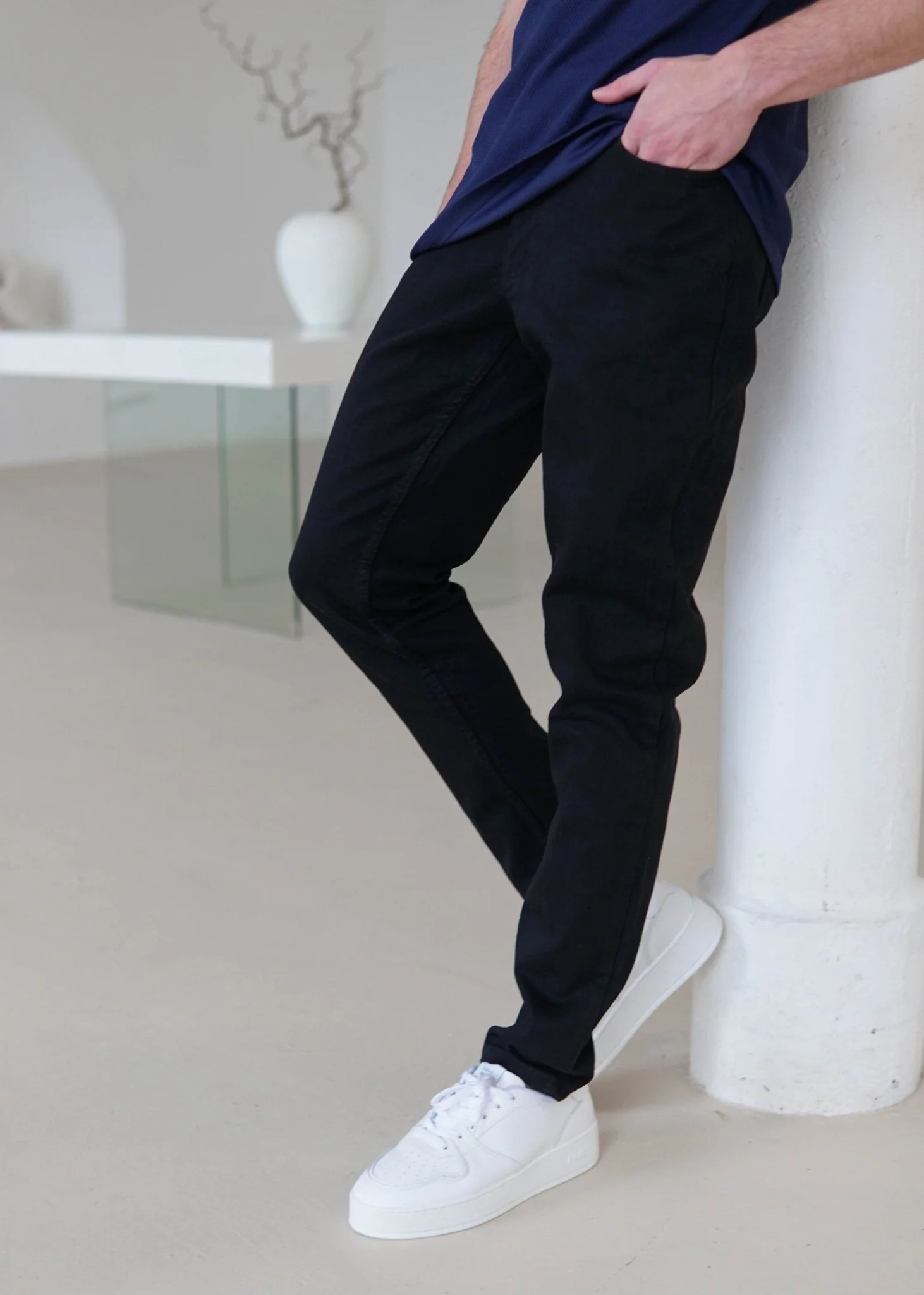 Relaxed Tapered Jeans In Jet Black - Image 5